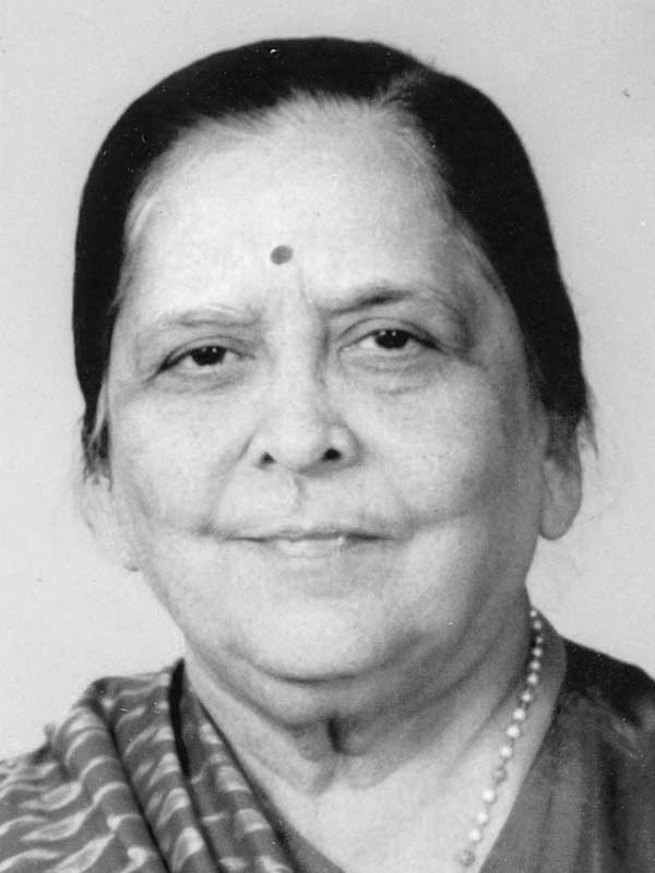 Dr Madhuri Shah